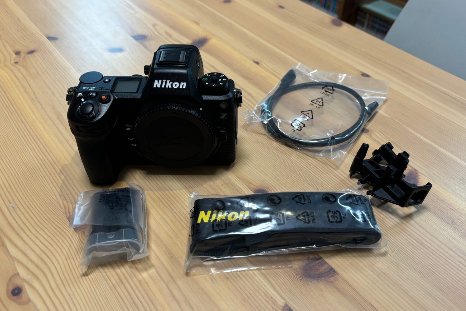 Nikon Z6III到着からの開封の儀